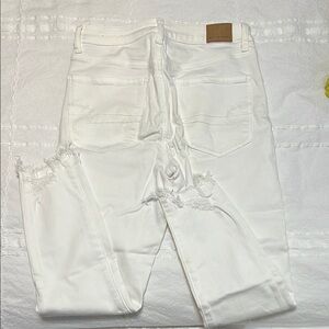 A&E White Distressed Denim Jeans